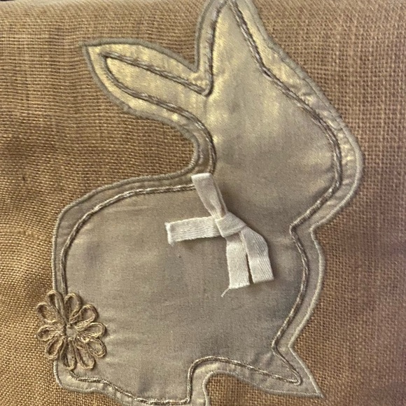 Burlap Easter/Spring  Table Runner - Picture 2 of 8